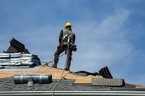 Professional Gutter Installation technician working in Alden, MI